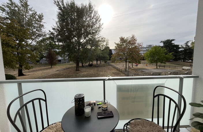 IDEAL INVESTISSEUR - APPARTEMENT T4 RESIDENCE L'HIPPODROME VILLARS — photo 2