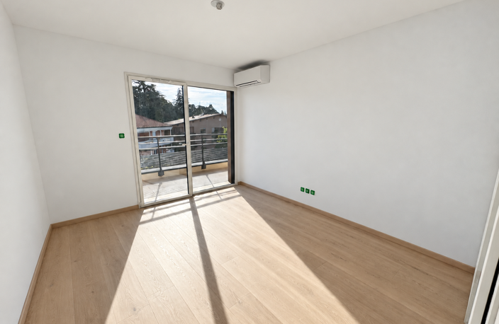 ROOFTOP D’EXCEPTION   200 M2 DE TERRASSE AU CŒUR D’ANDRÉZIEUX-BOUTHÉON — photo 5