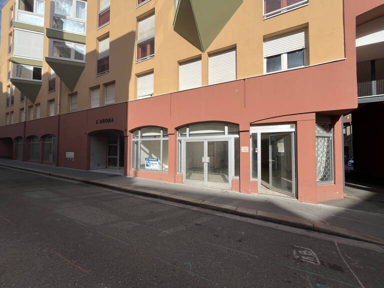 LOCAL COMMERCIAL RUE GRAND GONNET — photo 1