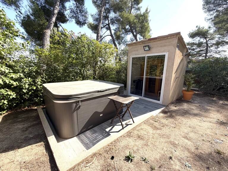 MAISON AU COEUR DE VENTABREN — photo 1