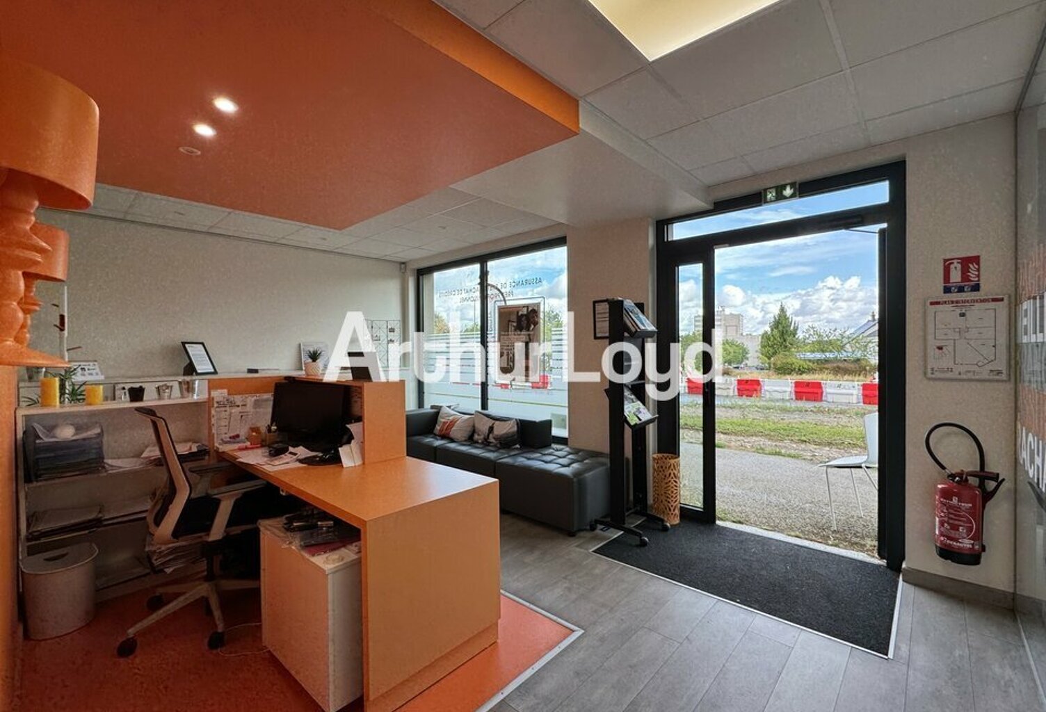 à VENDRE — photo 1