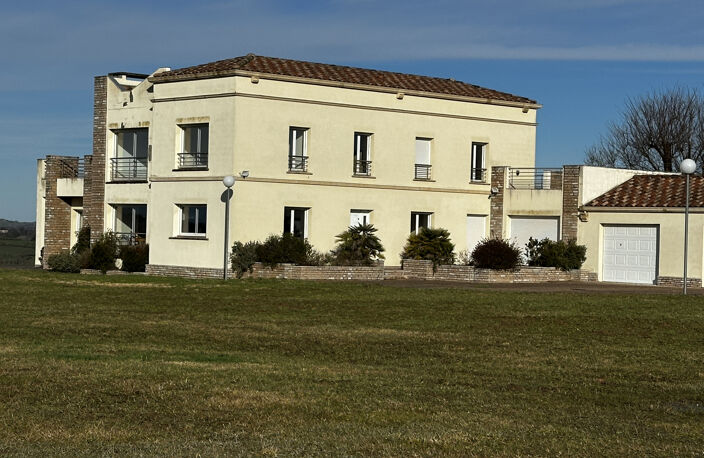 SORTIR ET PRENDRE L'AVION — photo 3