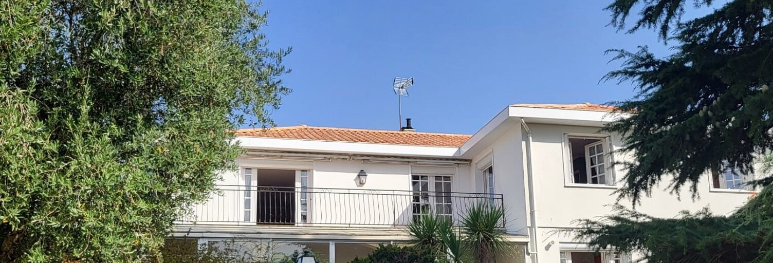 Maison 7 Pièces 220 m² à vendre à Niort (79000)