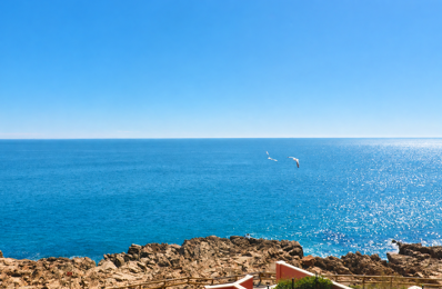 2 PIECES DE 39M2 FACE MER AVEC PARKING PRIVATIF A LA CORNICH — photo du bien