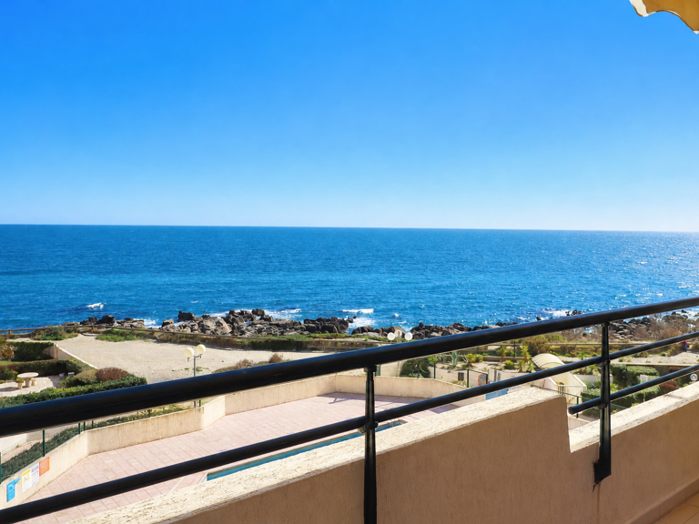 2 PIECES 31M2 AVEC TERRASSE VUE SUR MER A LA CORNICHE A SETE — photo 1