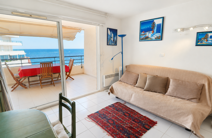 2 PIECES 31M2 AVEC TERRASSE VUE SUR MER A LA CORNICHE A SETE — photo 2