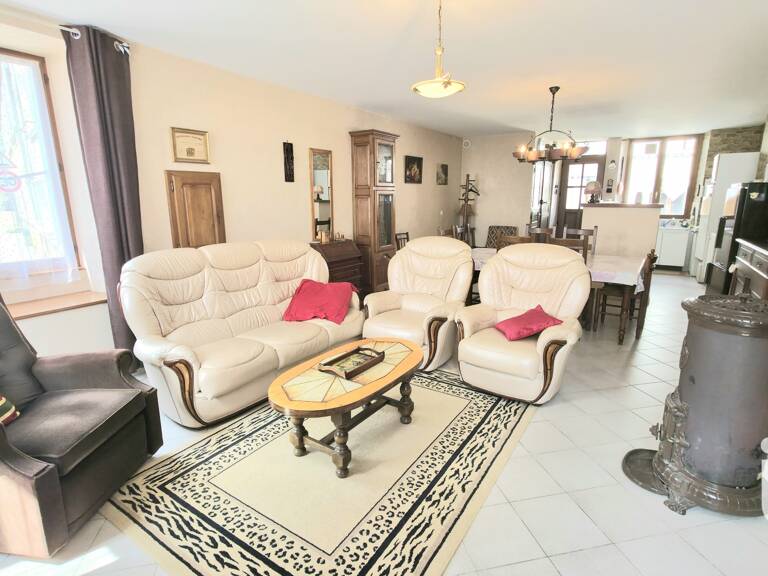 Vente Maison/villa 5 pièces — photo 1