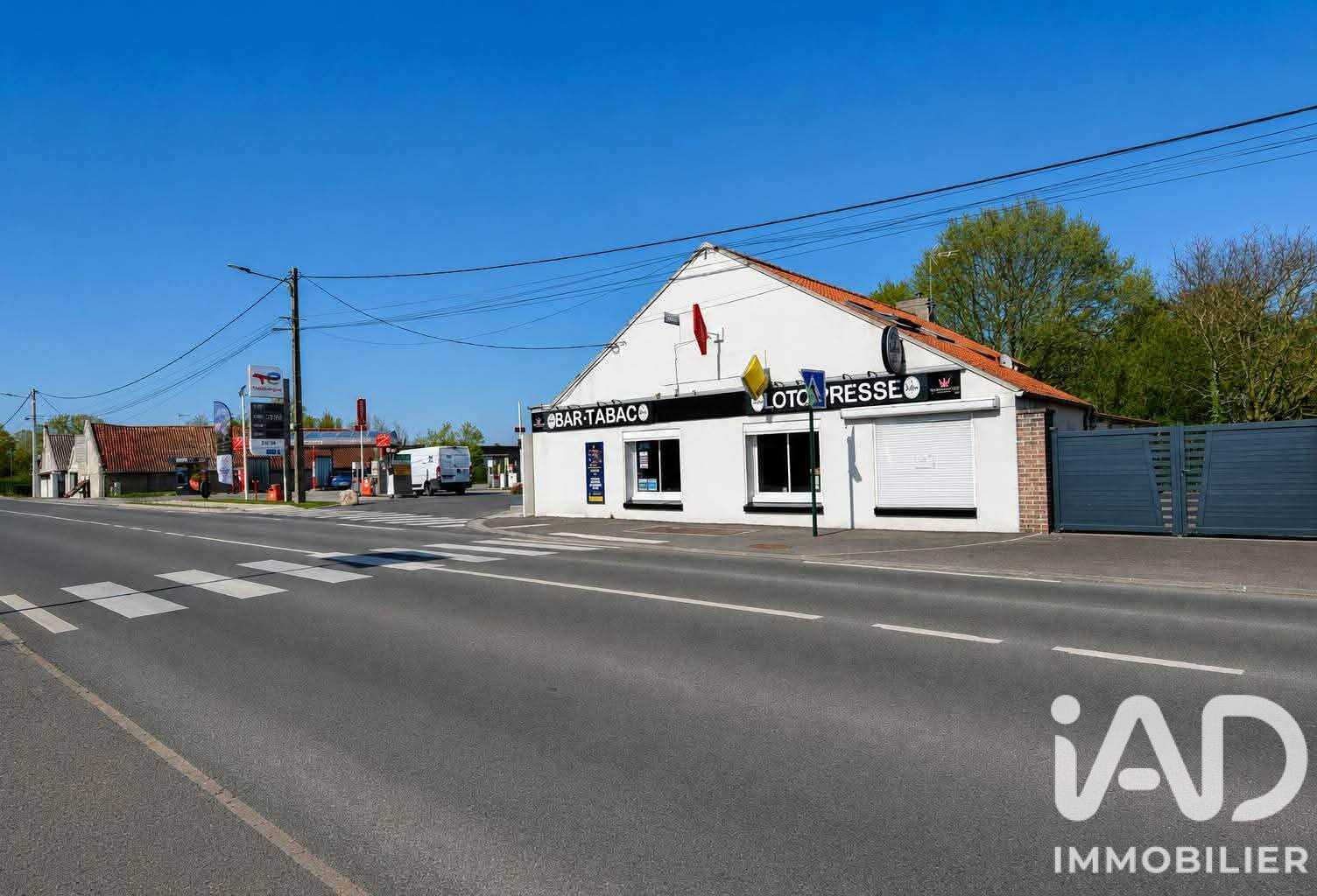 Vente Garage, Station-service 80 m&sup2; — photo 1