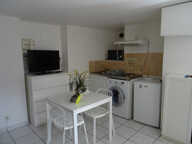 Studio meublé au centre du village — photo 2