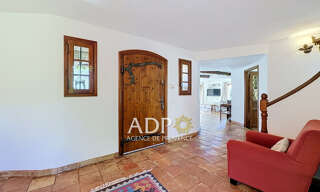 Maison 5 Pièces 163 m² à vendre à Grasse (06130)