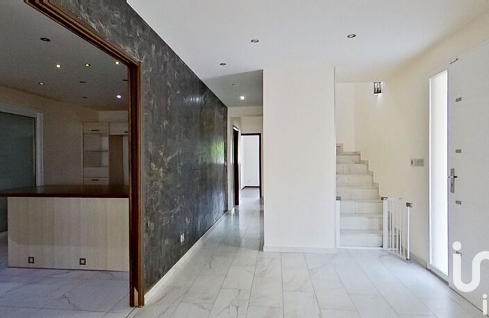 Vente Maison/villa 6 pièces — photo 4