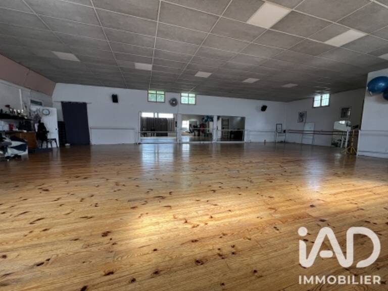 Vente Immeuble 380 m&sup2; — photo 1