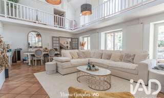 Maison 9 Pièces 245 m² à vendre à Tilly (78790)