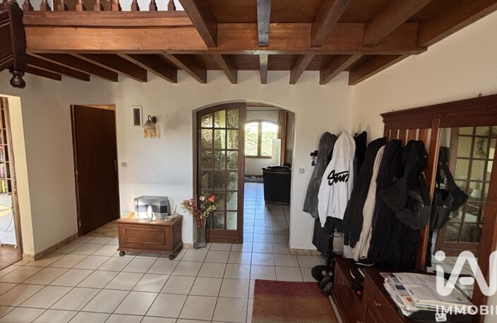 Vente Maison/villa 8 pièces — photo 2