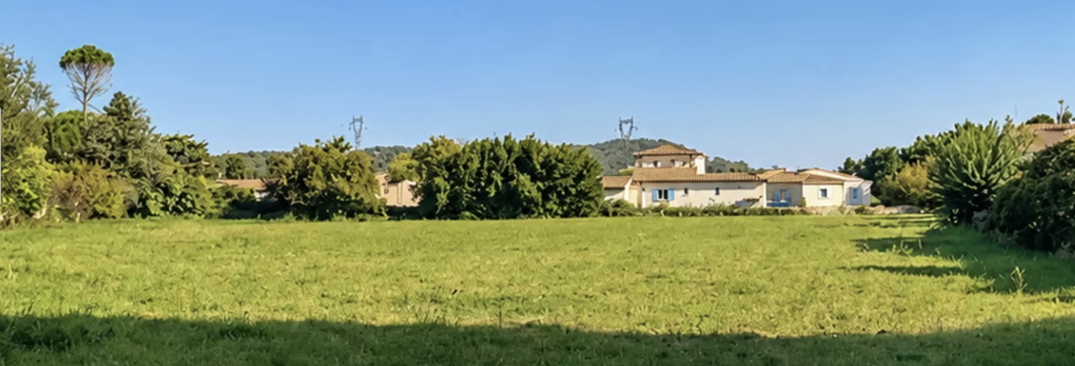 Terrain  700 m² à vendre à Tresques (30330)