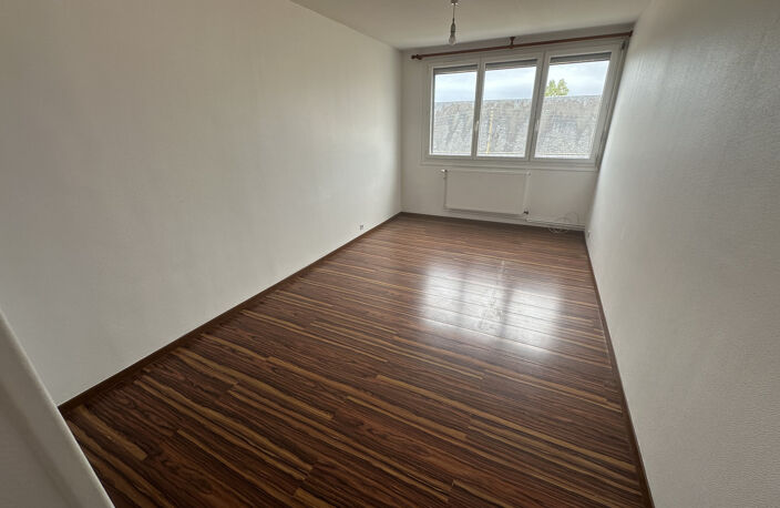 A VENDRE LE MANS APPARTEMENT T3 AVEC PARKING — photo 2