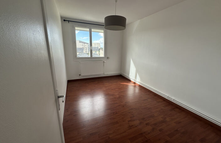 A VENDRE LE MANS APPARTEMENT T3 AVEC PARKING — photo 4
