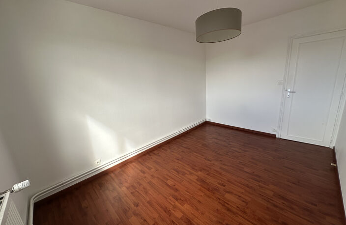 A VENDRE LE MANS APPARTEMENT T3 AVEC PARKING — photo 5