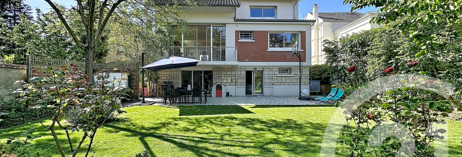Maison 10 Pièces 326 m² à vendre à Créteil (94000)