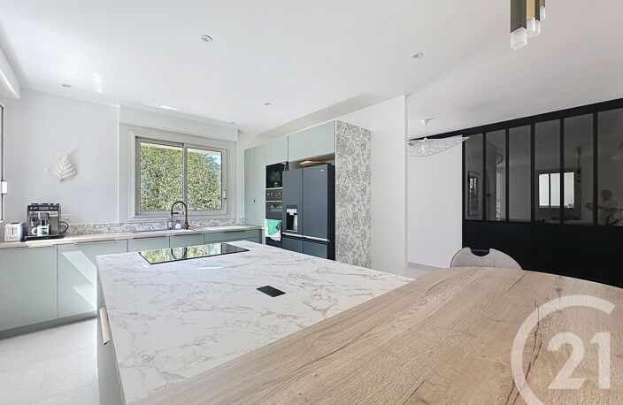 Vente maison 10 pièces 326 m² Créteil (94000) — photo 5