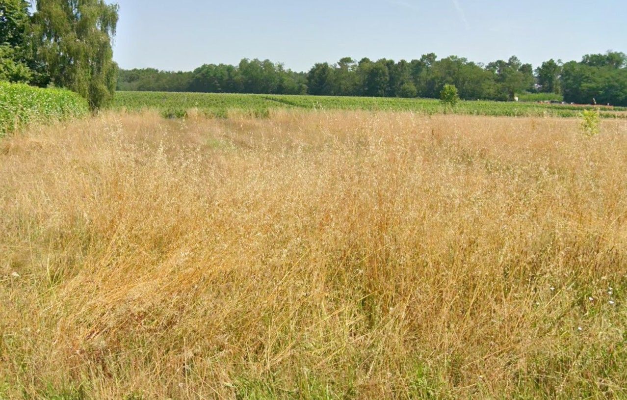 Terrain à bâtir de 1100 m² à ILLATS (33)
