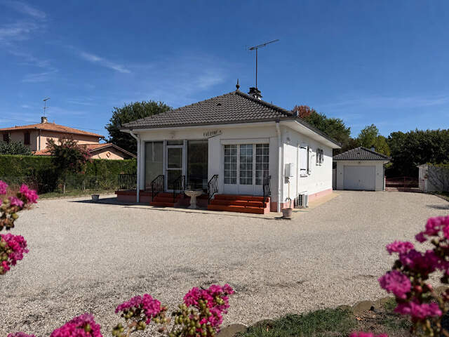 Maison 3Ch - 70m²  dépendances — photo du bien