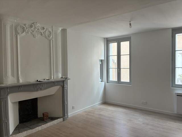 LOCATION T1 RODEZ SANS FRAIS D'AGENCE — photo du bien