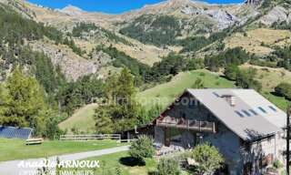 Maison 12 Pièces 311 m² à vendre à Saint-Jean-Saint-Nicolas (05260)