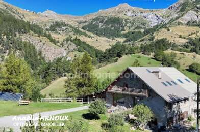 Maison 12 pièces 695000 €