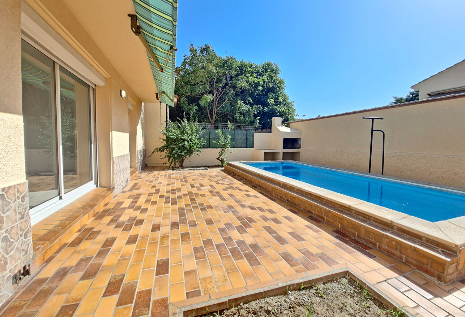 Perpignan SUD T4 de 99,71m2 avec parking, jardin et piscine privative — photo 1