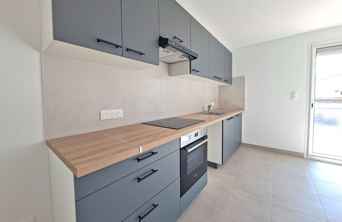 Perpignan SUD T4 de 107,51m2 avec parking, garage, terrasse et balcon — photo 4