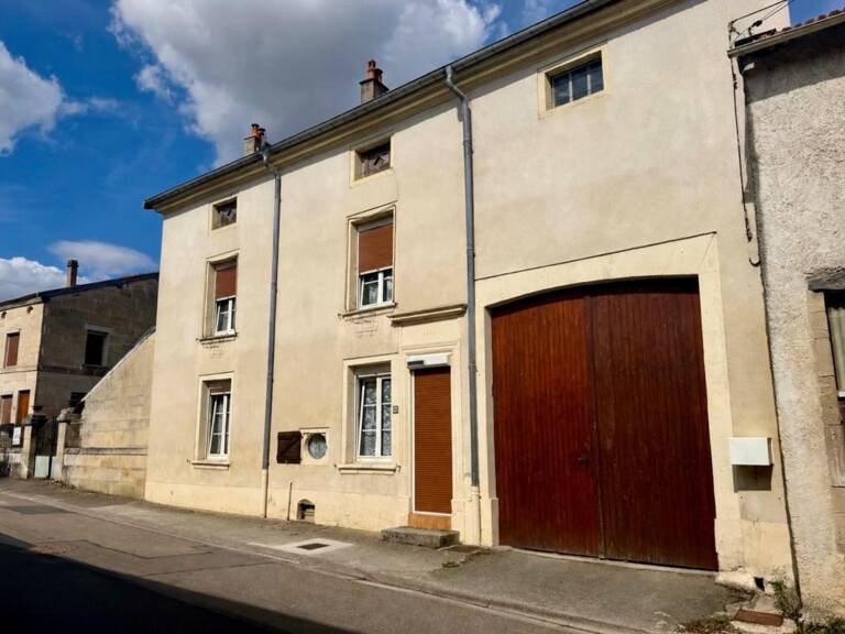 MAISON DE VILLAGE 3 CHAMBRES AVEC GRANGE — photo 1