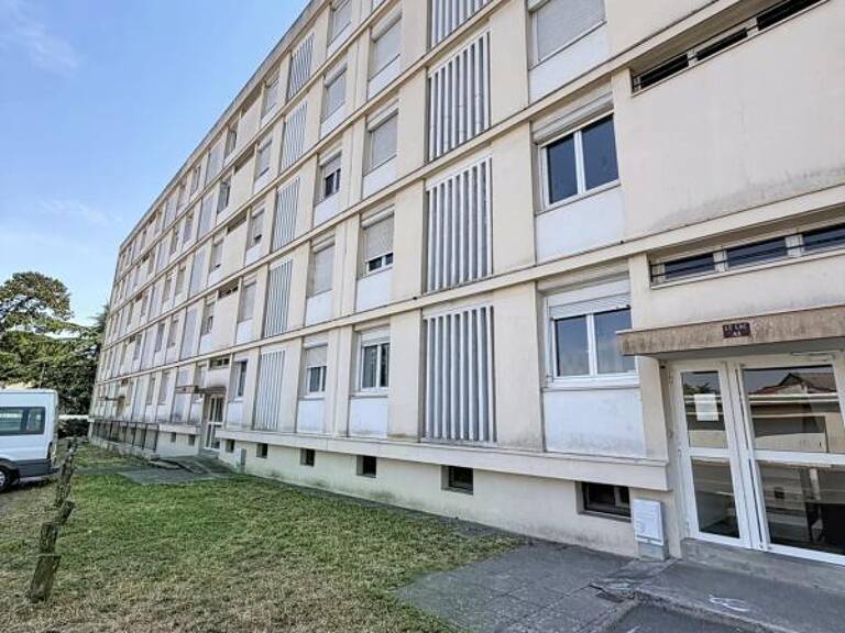 Mérignac – T3 avec balcon, vue verdoyante et fort potentiel de valorisation — photo 1