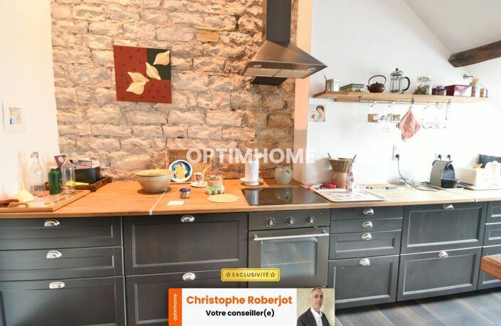 Rare à Chalon - Lumineux Appartement Atypique de 143m2 avec une magnifique pièce de vie et 4/5 chambres — photo 2