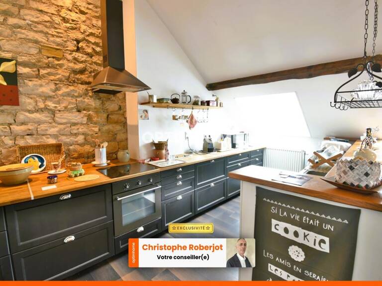 Rare à Chalon - Lumineux Appartement Atypique de 143m2 avec une magnifique pièce de vie et 4/5 chambres — photo 1
