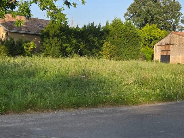 Terrain à bâtir à Peujard (33240) — photo du bien
