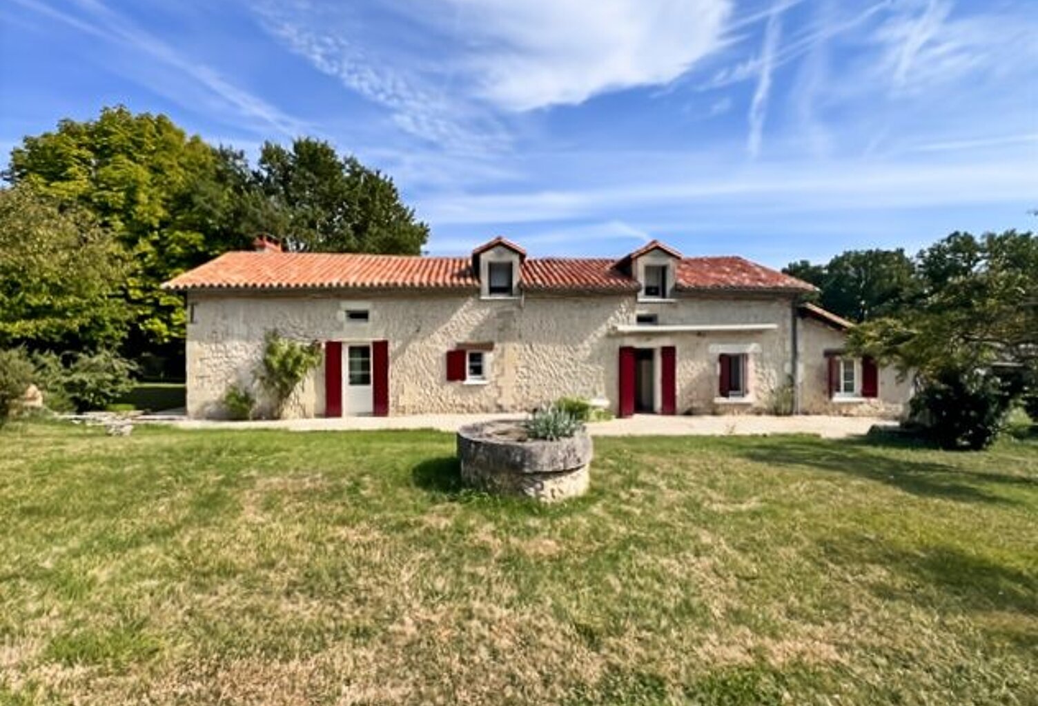 Maison À Vendre — photo 1