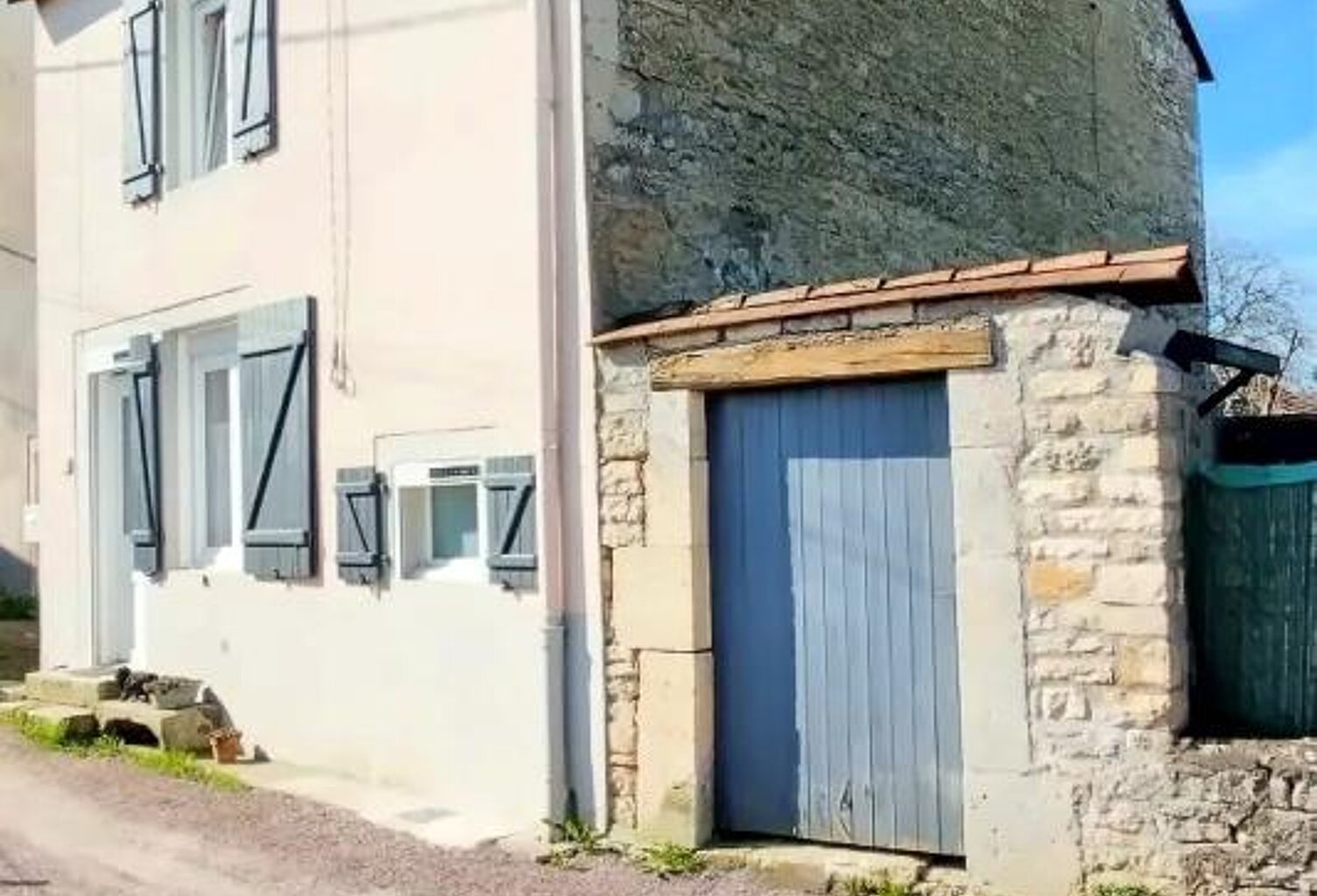 Jolie maison trois pièces, 75 mètres carrés — photo 1