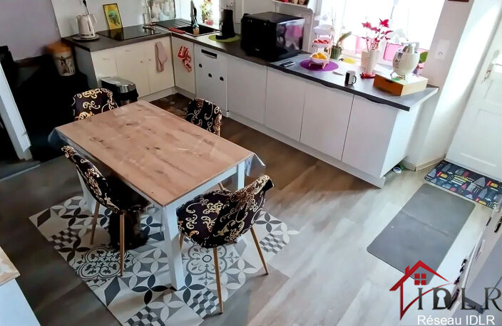 Jolie maison trois pièces, 75 mètres carrés — photo 5
