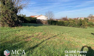 Terrain  734 m² à vendre à Bussac-sur-Charente (17100)