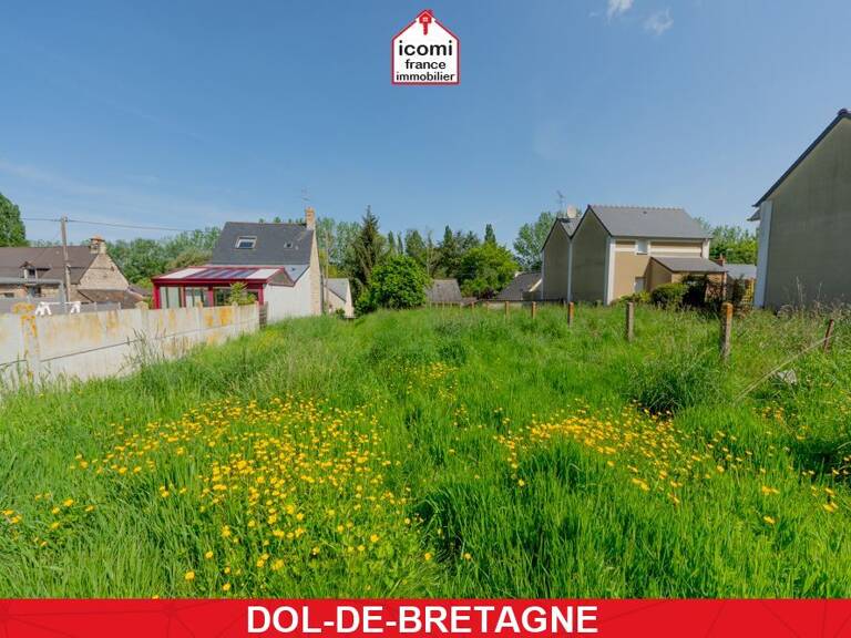 ILLE-ET-VILAINE - Dol-de-Bretagne (35120) - A VENDRE - TERRAIN 558M² CLOS - HORS LOTISSEMENT- NON VIABILISE - LIBRE DE CONSTRUCTEUR - BEAU POTENTIEL - TOUT A L'EGOUT — photo 1