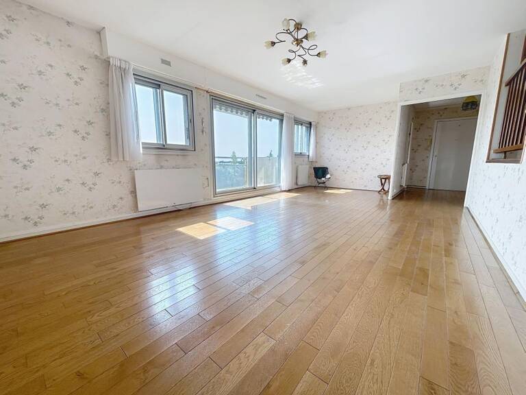Appartement À Vendre — photo 1