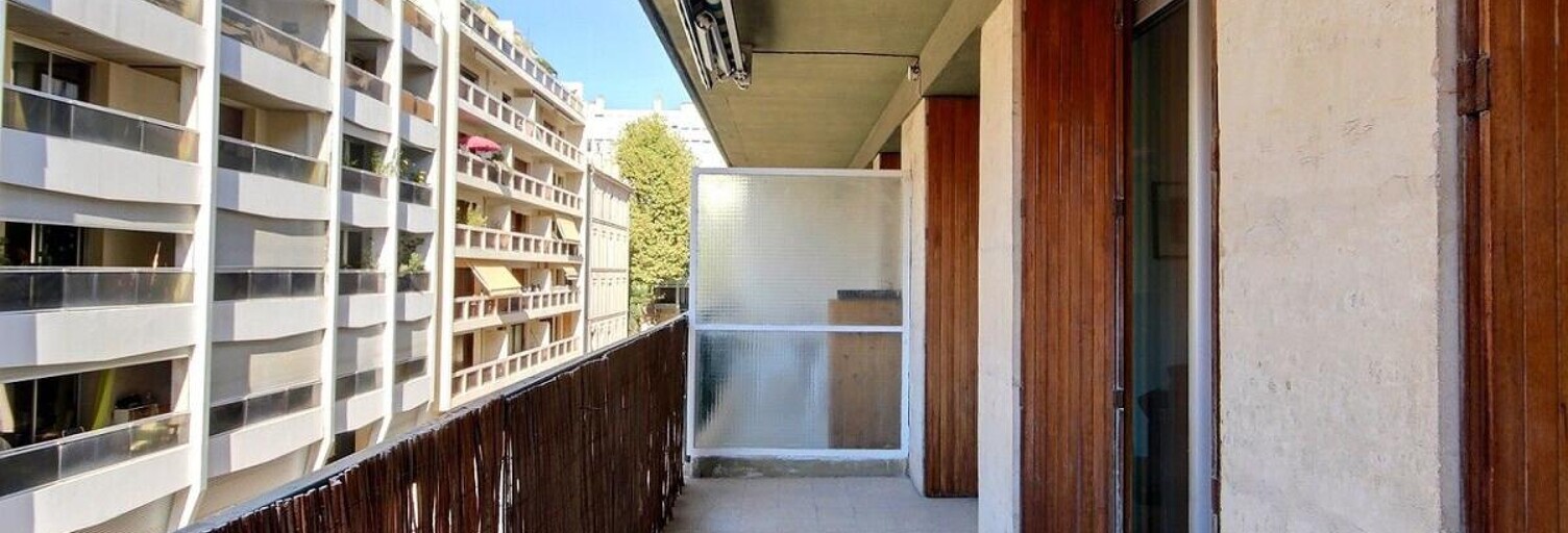 Appartement 2 Pièces 69 m² à louer à Marseille 7 (13007)