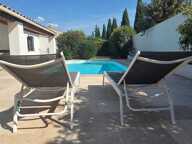 A vendre maison individuelle de plain-pied type 5/6 avec piscine sur terrain d'environ 900 m², plat — photo 2