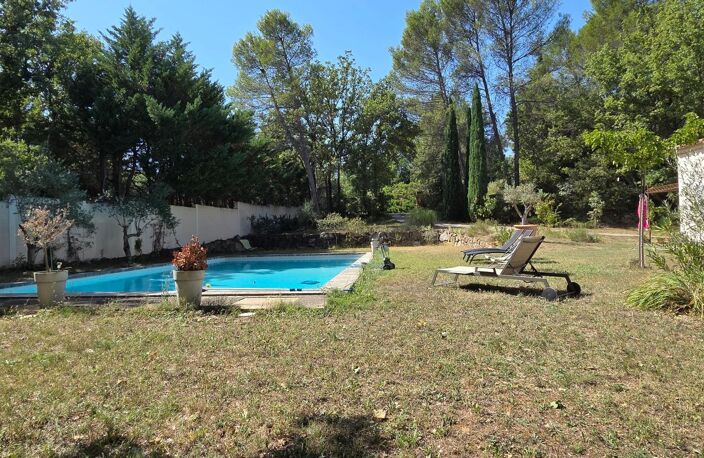 A vendre villa d'architecte T6/7 de 230 m², terrain plat de 6000 m² et garage et sous-sol de 100 m² à Peynier — photo 4