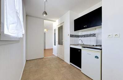 Appartement À Vendre T2 LA ROCHELLE — photo du bien