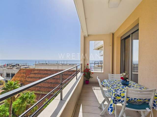 Lumineux 2 pièces avec terrasse vue mer et montagne - Menton — photo du bien