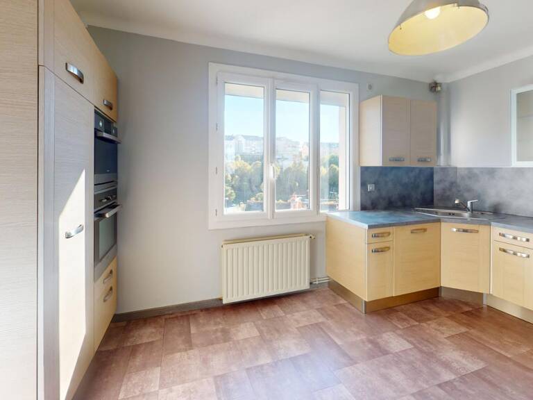 Appartement À Louer — photo 1