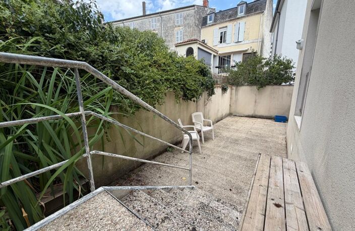 Maison À Vendre — photo 2
