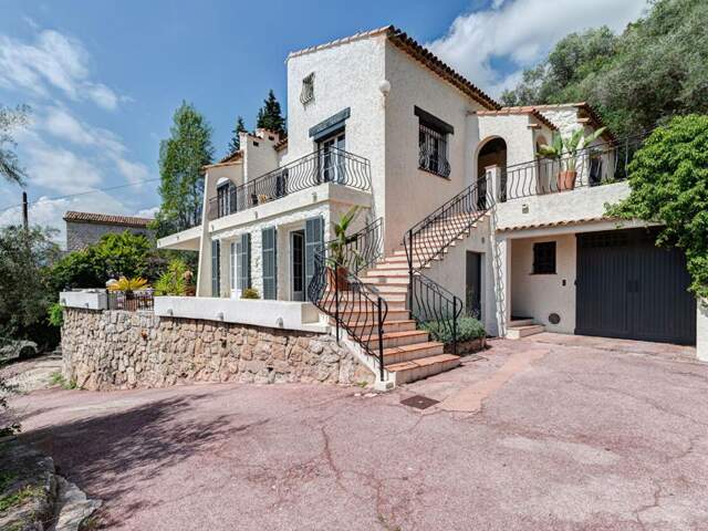 MAISON PROVENCALE 5/6 PIÈCES AVEC PISCINE / POOL HOUSE ET GARAGE — photo du bien